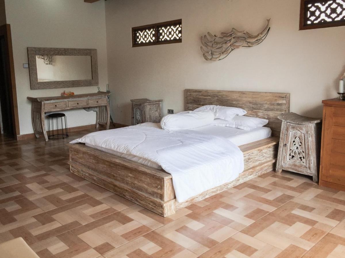 Escotel Villa Marga Selemadeg 외부 사진